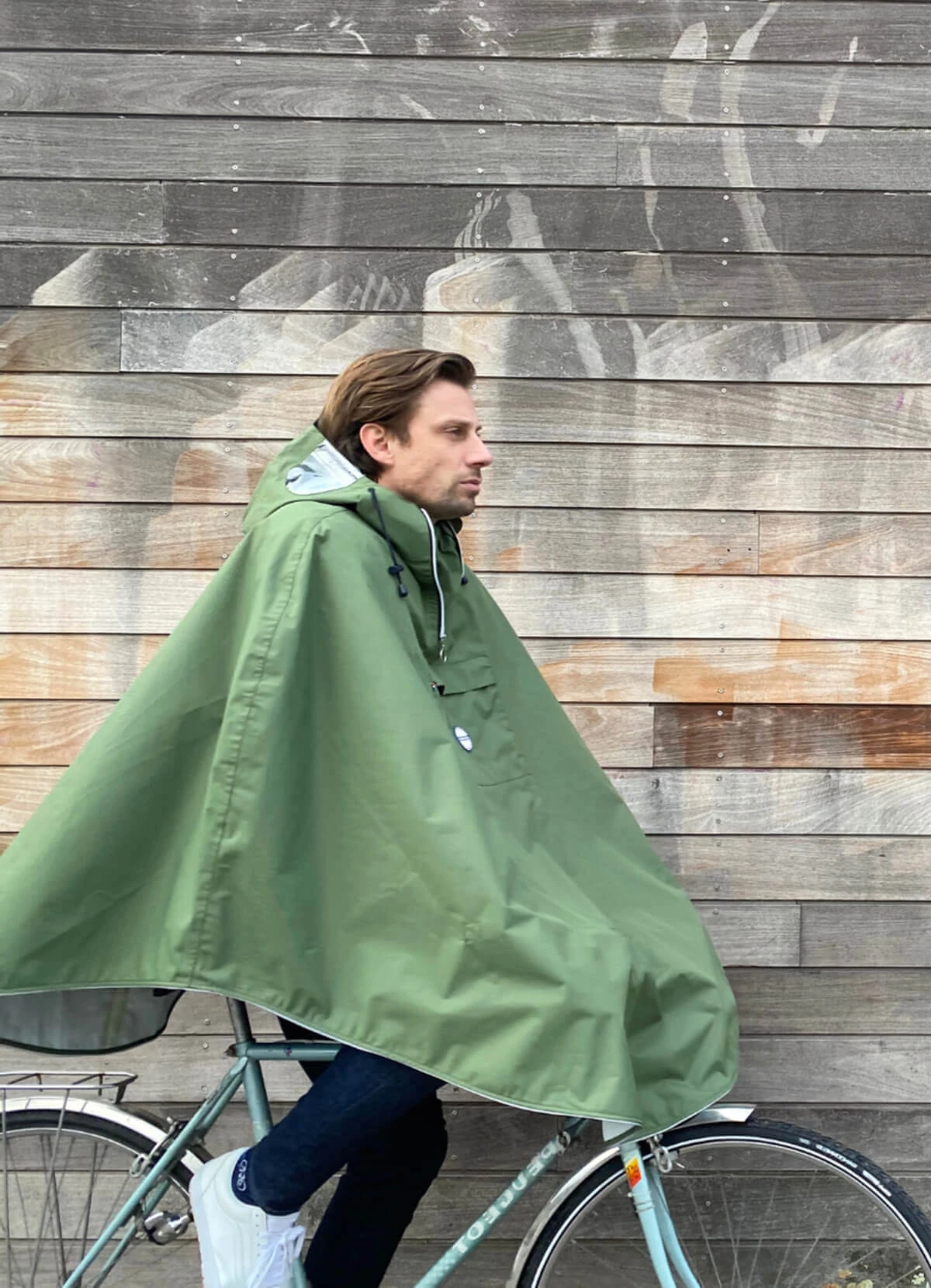 Cape De Pluie Vélo - Le Temps Des Grenouilles 13 Cape De Pluie Vélo - Le Temps Des Grenouilles – Image 11