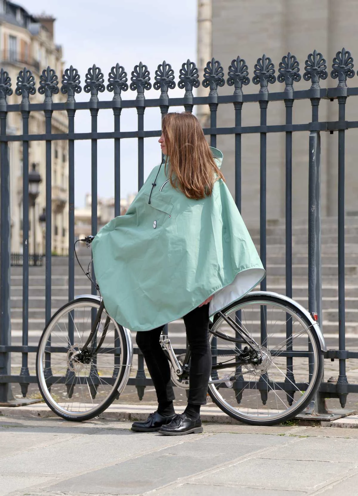 Cape De Pluie Vélo - Le Temps Des Grenouilles 11 Cape De Pluie Vélo - Le Temps Des Grenouilles – Image 9