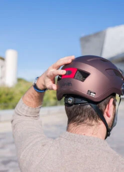 Casque De Vélo Urbain Avec Visière - Elvish -Jesuis à Vélo Soldes casque de velo urbain avec visiere elvish 4