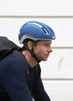 Casque Lumineux MIPS Pour Cycliste Urbain - Nutcase 27 Casque Lumineux MIPS Pour Cycliste Urbain - Nutcase -Jesuis à Vélo Soldes casque lumineux mips pour cycliste urbain nutcase 5