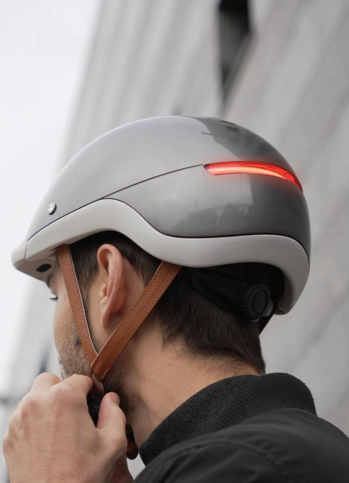 Casque Vélo Lumineux Avec Clignotants - Overade 11 Casque Vélo Lumineux Avec Clignotants - Overade – Image 9