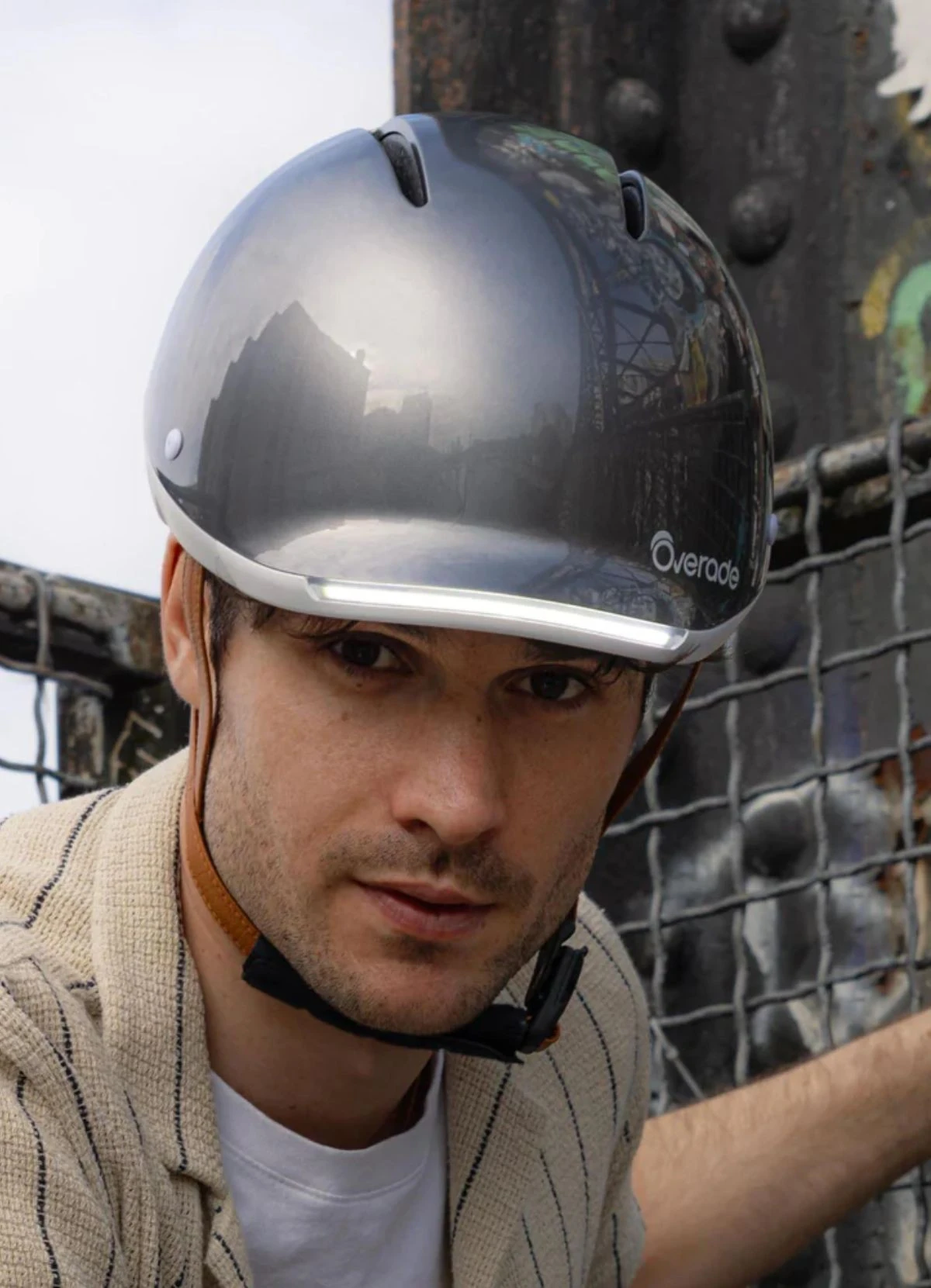 Casque Vélo Lumineux Avec Clignotants - Overade 12 Casque Vélo Lumineux Avec Clignotants - Overade – Image 10