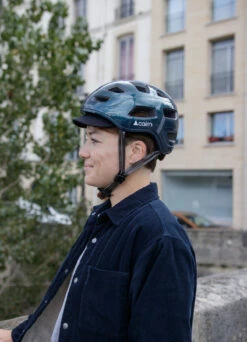 Casque Vélo Urbain Léger Et Aéré Avec LED - CAIRN -Jesuis à Vélo Soldes casque velo urbain leger et aere avec led cairn 8