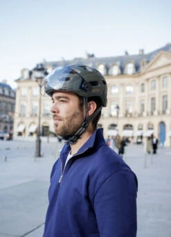 Casque Vélo Visière Avec LED Et MIPS - Cairn -Jesuis à Vélo Soldes casque velo visiere avec led et mips cairn 14