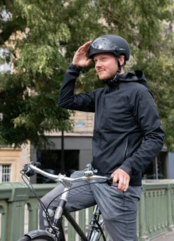 Casque Vélo Visière Et Clignotants - Cosmo -Jesuis à Vélo Soldes casque velo visiere et clignotants cosmo 9