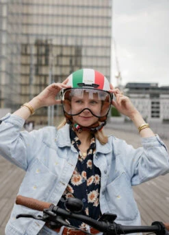 Casque Vintage Italie Avec Visière Et Cache-oreilles - CGM 22 Casque Vintage Italie Avec Visière Et Cache-oreilles - CGM -Jesuis à Vélo Soldes casque vintage italie avec visiere et cache oreilles cgm 7