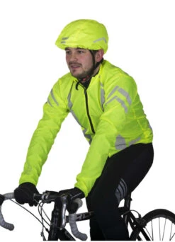 Couvre-casque Imperméable Et Fluo - Wowow -Jesuis à Vélo Soldes couvre casque impermeable et fluo wowow 3