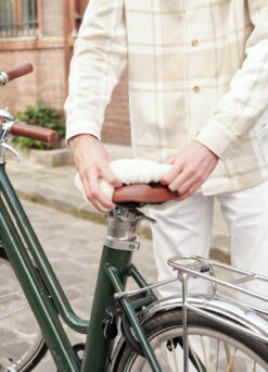 Couvre Selle Vélo Mouton - AGU -Jesuis à Vélo Soldes couvre selle velo mouton agu 5