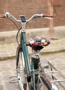 Couvre Selle Vélo Universel - AGU 18 Couvre Selle Vélo Universel - AGU -Jesuis à Vélo Soldes couvre selle velo universel agu 3