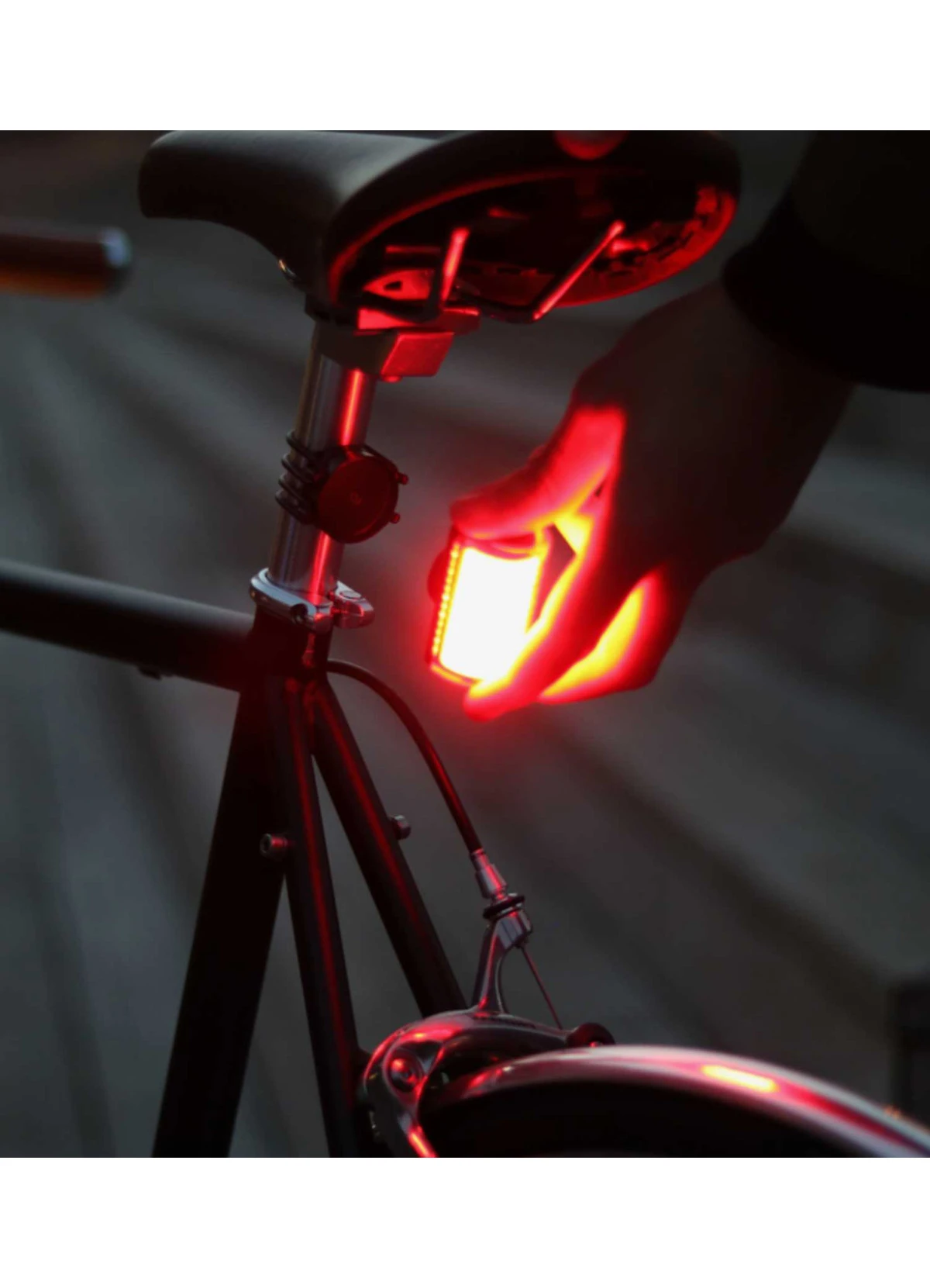 Éclairage Arrière Aimanté 40 Lum - Shapeheart 3 Éclairage Arrière Aimanté 40 Lum - Shapeheart