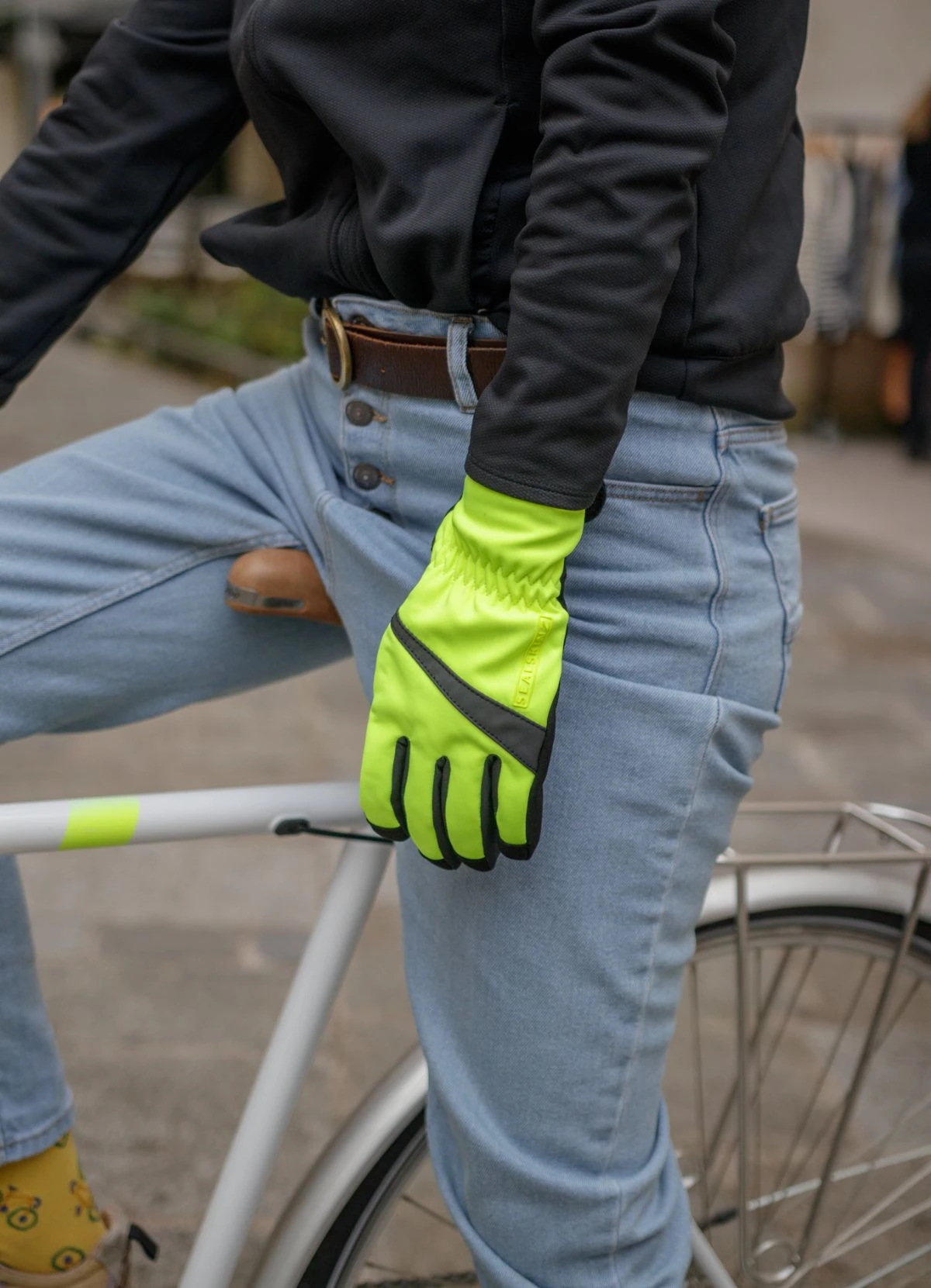 Gants D'hiver Vélo Imperméables Et Fluos - Sealskinz 7 Gants D'hiver Vélo Imperméables Et Fluos - Sealskinz – Image 5