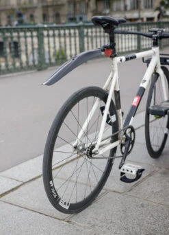 Garde-boue Vélo Arrière LED -Jesuis à Vélo Soldes garde boue velo arriere led 2