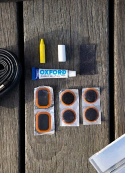 Kit De Réparation Vélo Crevaison - Oxford 7 Kit De Réparation Vélo Crevaison - Oxford -Jesuis à Vélo Soldes kit de reparation velo crevaison oxford 2