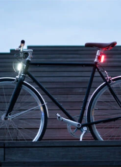 Kit éclairage Avant Arrière Aimanté Puissant - Shapeheart