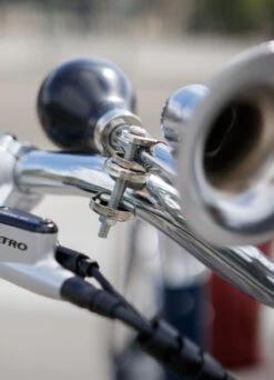 Klaxon Vélo Trompette - Kikkerland -Jesuis à Vélo Soldes klaxon velo trompette kikkerland 2