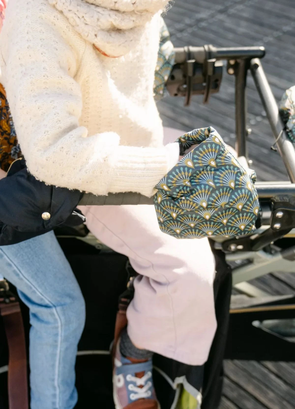 Manchons Enfants Pour Vélo Longtail - Suzon Suzette 5 Manchons Enfants Pour Vélo Longtail - Suzon Suzette – Image 3