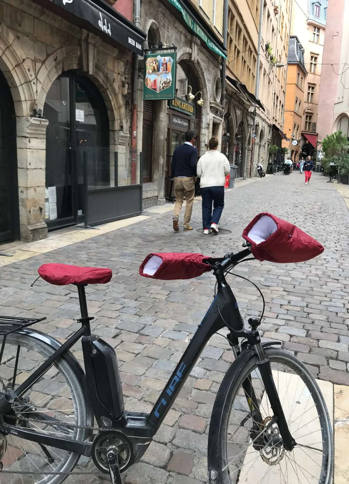 Manchons Vélo Fourrés Imperméables Made In France - Suzon Et Suzette 3 Manchons Vélo Fourrés Imperméables Made In France - Suzon Et Suzette