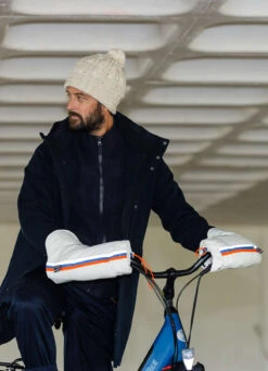 Manchons Vélo Fourrés Imperméables - Temps Des Grenouilles 18 Manchons Vélo Fourrés Imperméables - Temps Des Grenouilles -Jesuis à Vélo Soldes manchons velo fourres impermeables temps des grenouilles 5