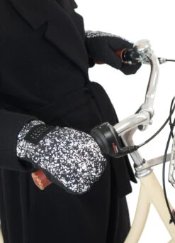 Moufles Vélo Imperméables Et Réfléchissantes - WGS -Jesuis à Vélo Soldes moufles velo impermeables et reflechissantes wgs 18