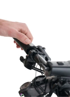 Phare Avant Ultra-puissant 1500 Lumens - Zéfal -Jesuis à Vélo Soldes phare avant ultra puissant 1500 lumens zefal 4