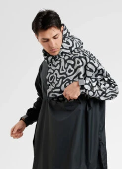 Poncho De Pluie Réfléchissant Romea - Urban Circus -Jesuis à Vélo Soldes poncho de pluie reflechissant romea urban circus 15