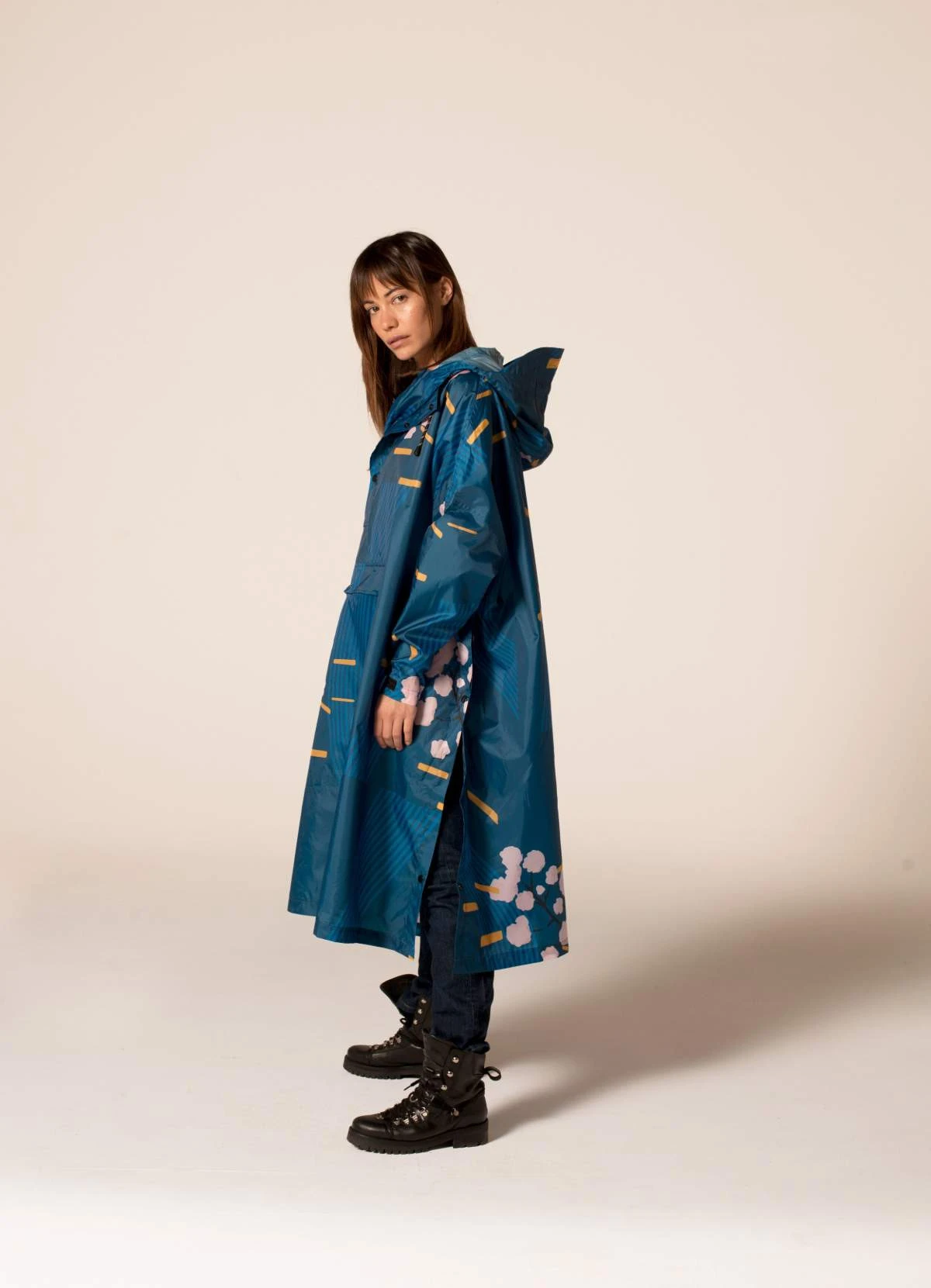 Poncho De Pluie Vélo Recyclé Original - Rainkiss 20 Poncho De Pluie Vélo Recyclé Original - Rainkiss – Image 18