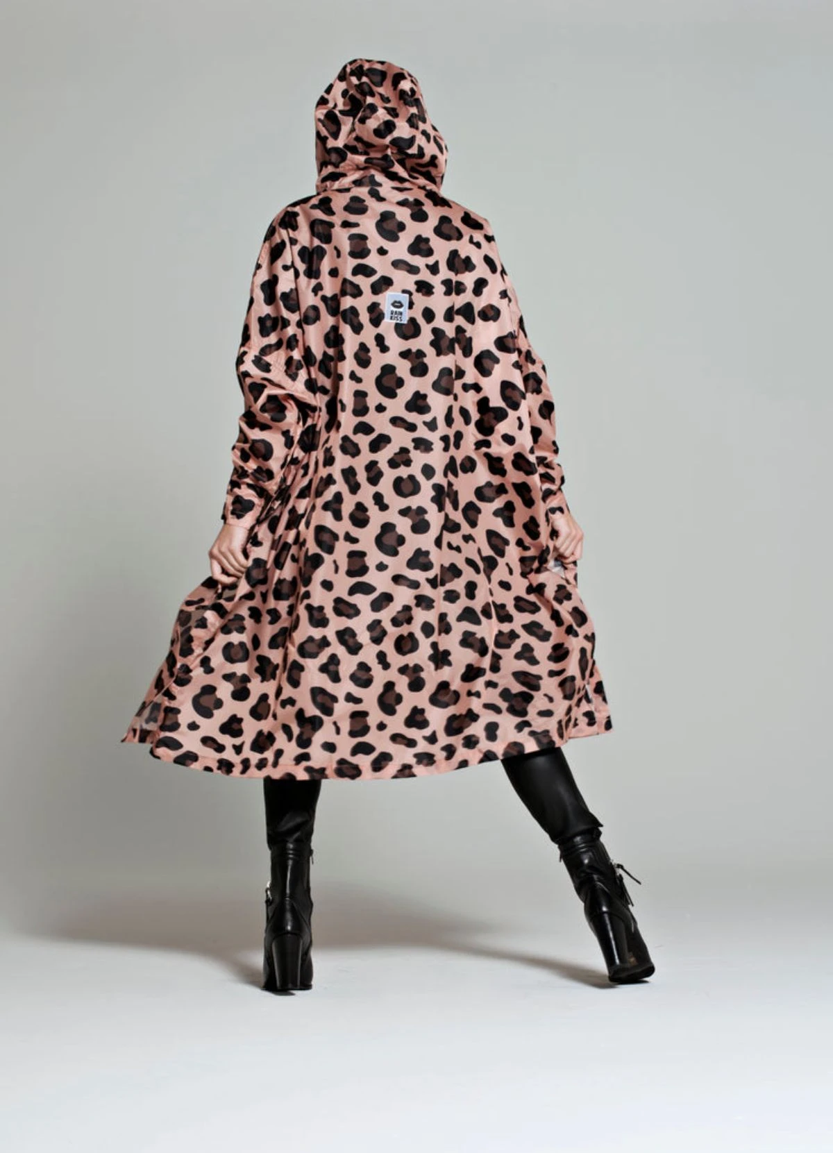 Poncho De Pluie Vélo Recyclé Original - Rainkiss 8 Poncho De Pluie Vélo Recyclé Original - Rainkiss – Image 6