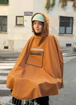 Poncho Vélo Urbain - The People's Poncho 34 Poncho Vélo Urbain - The People's Poncho -Jesuis à Vélo Soldes poncho velo urbain the people s poncho 12