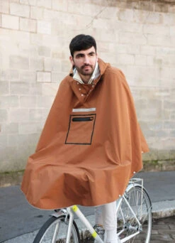 Poncho Vélo Urbain - The People's Poncho 39 Poncho Vélo Urbain - The People's Poncho -Jesuis à Vélo Soldes poncho velo urbain the people s poncho 17