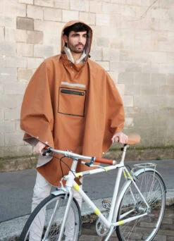 Poncho Vélo Urbain - The People's Poncho 41 Poncho Vélo Urbain - The People's Poncho -Jesuis à Vélo Soldes poncho velo urbain the people s poncho 19