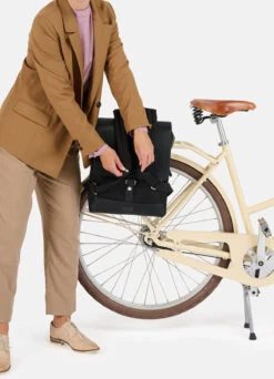 Sac à Dos Porte-bagages Imperméable Et Chic - WGS 28 Sac à Dos Porte-bagages Imperméable Et Chic - WGS -Jesuis à Vélo Soldes sac a dos porte bagages impermeable et chic wgs 6