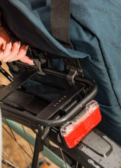 Sacoche Arrière Avec Housse De Pluie Incluse - Willex -Jesuis à Vélo Soldes sacoche arriere avec housse de pluie incluse willex 3