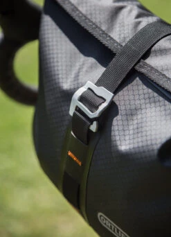 Sacoche De Guidon Accessory Pack - Ortlieb -Jesuis à Vélo Soldes sacoche de guidon accessory pack ortlieb 1 4