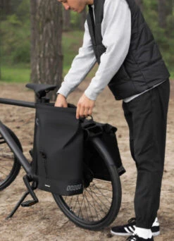Sacoche Double étanche 38L - Urban Proof 15 Sacoche Double étanche 38L - Urban Proof -Jesuis à Vélo Soldes sacoche double etanche 38l urban proof 3