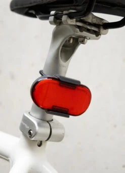 Set éclairage Avant Arrière GEM Light - Reelight -Jesuis à Vélo Soldes set eclairage avant arriere gem light reelight 4