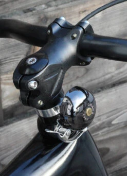 Sonnette Vélo Urbain Suzu - Crane Bell 14 Sonnette Vélo Urbain Suzu - Crane Bell -Jesuis à Vélo Soldes sonnette velo urbain suzu crane bell 2