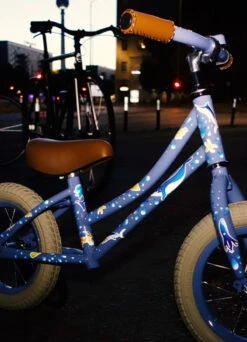 Stickers Vélo Réfléchissants Fun - Reflective Berlin -Jesuis à Vélo Soldes stickers velo reflechissants fun reflective berlin 9