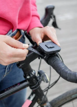 Support-smartphone Vélo Waterproof - Hapo-G -Jesuis à Vélo Soldes support smartphone velo waterproof hapo g 6