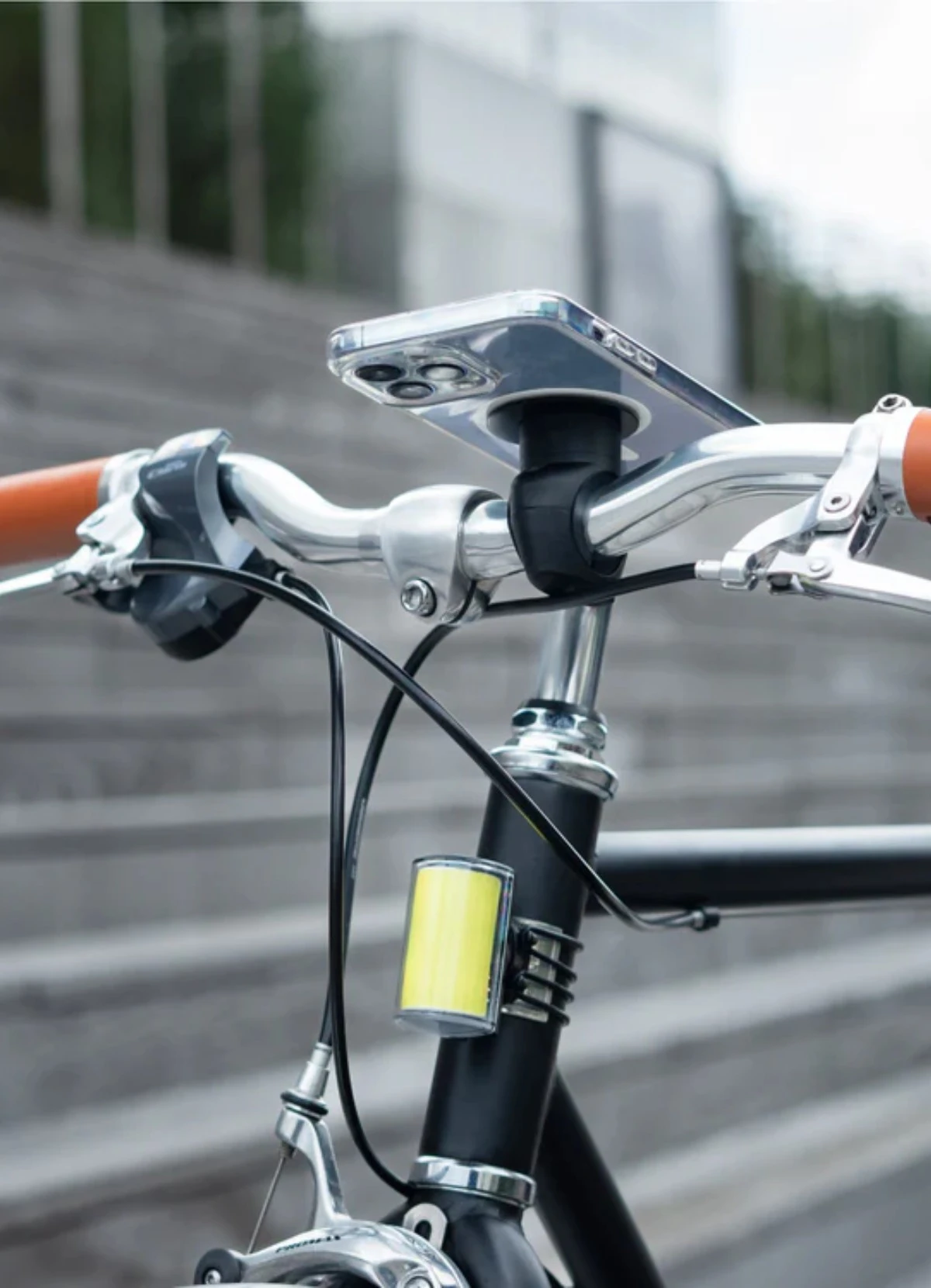 Support Téléphone Vissé Universel - Shapeheart 7 Support Téléphone Vissé Universel - Shapeheart – Image 5