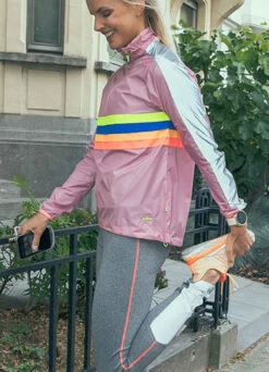 Veste De Pluie Vélo Légère Et Réfléchissante - Gofluo -Jesuis à Vélo Soldes veste de pluie velo legere et reflechissante gofluo 2